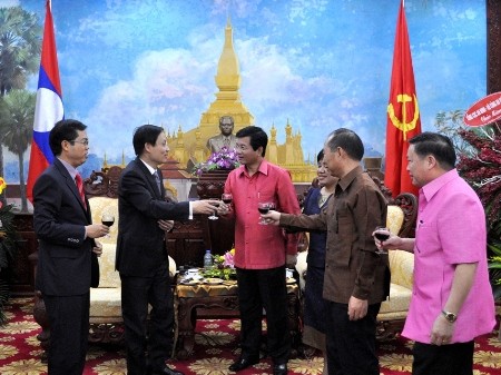 Bộ Ngoại giao Việt Nam chúc Tết cổ truyền Bunpimay của Lào  - ảnh 1